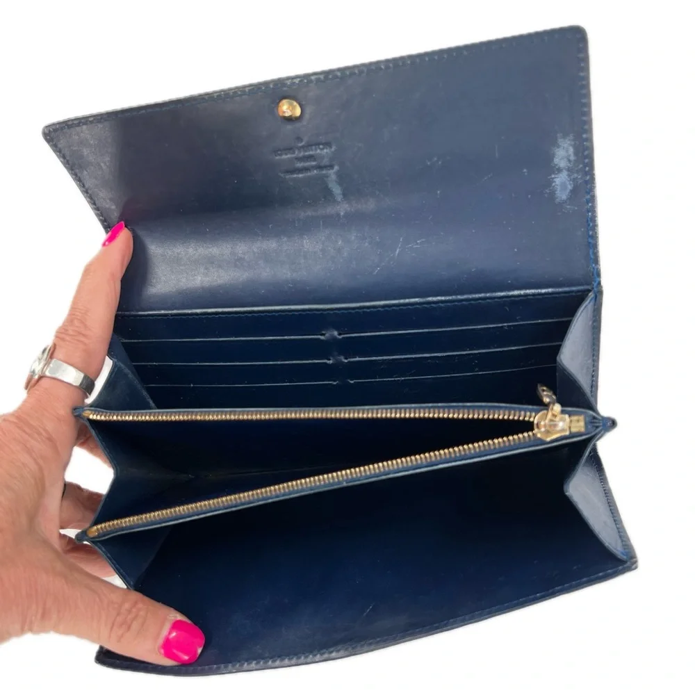 Louis Vuitton Ikat Floral Monogram Vernis Sarah Long Wallet in Grand Bleu